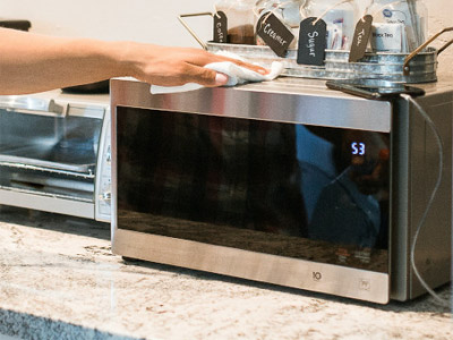 Gdzie naprawić mikrofalówkę Indesit w Warszawie? – Ochota, Śródmieście