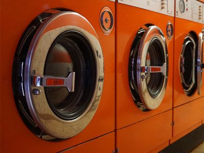 Naprawa pralek bębnowych i wirnikowych – serwis AGD Warszawa