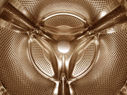 Pralka - naprawiać samemu czy wzywać serwisanta?